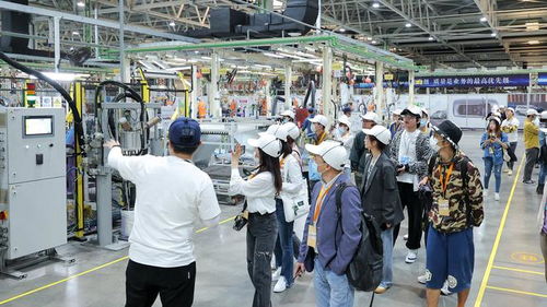 工厂也能开摇滚派对 探访威马智能科技工厂的“一路狂奔”科技